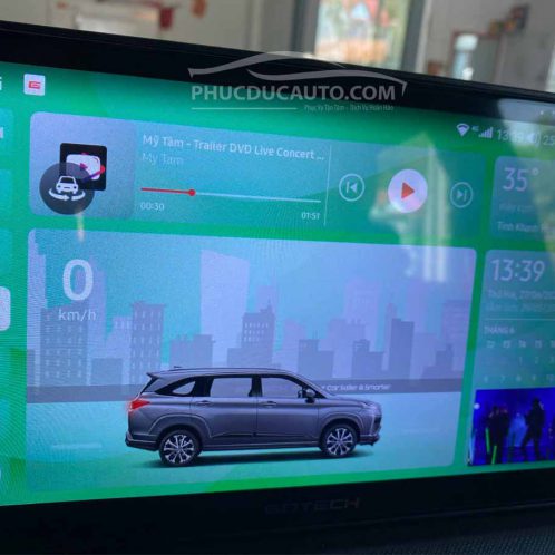 màn_hình_cao_cấp_xe_hơi