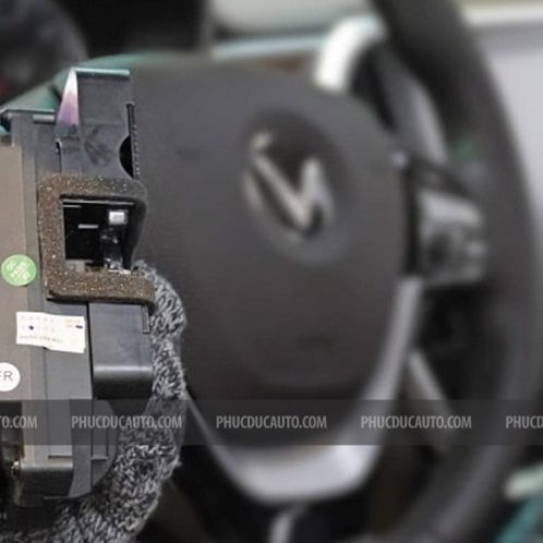 cửa_hít_vinfast_lux