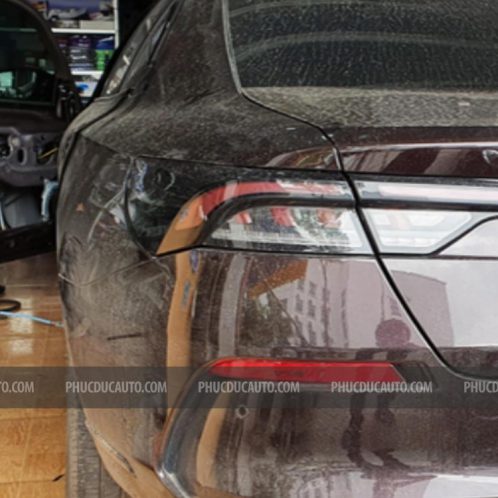 cửa_hít_vinfast_lux