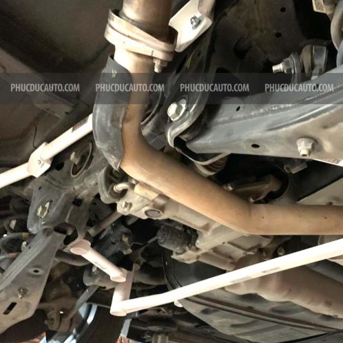 thanh_cân_bằng_ultra_santafe_2020