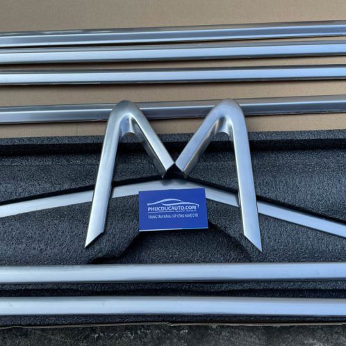 viền_chân_kính_carnival_2023