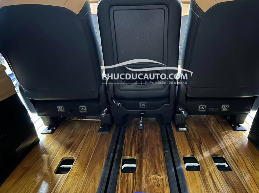 sàn_gỗ_kia_carnival_2023