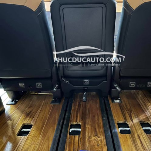 sàn_gỗ_kia_carnival_2023