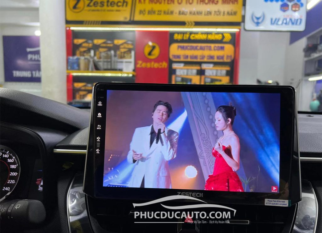 màn_hình_zestech_zt360_toyota_cross