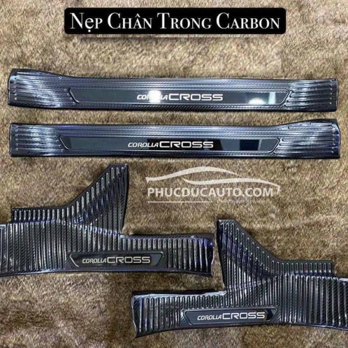 nẹp_chân_trong_carbon_toyota_cross_2023