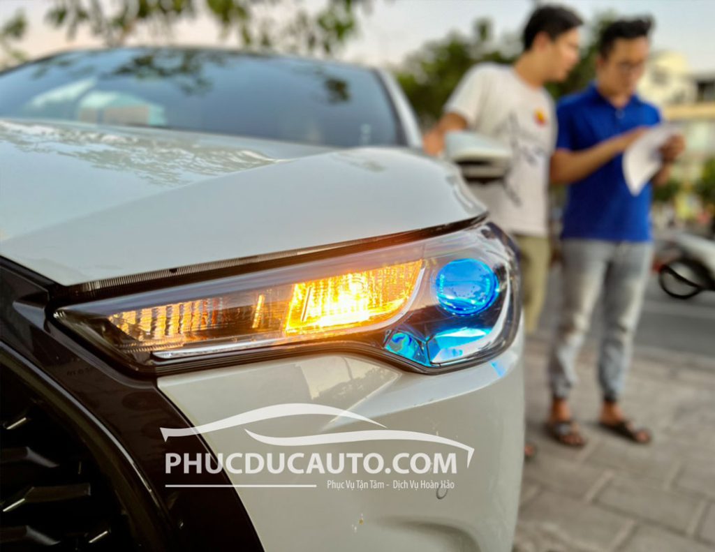 toyota_cros_2023_bi_led_domax_xled_pro