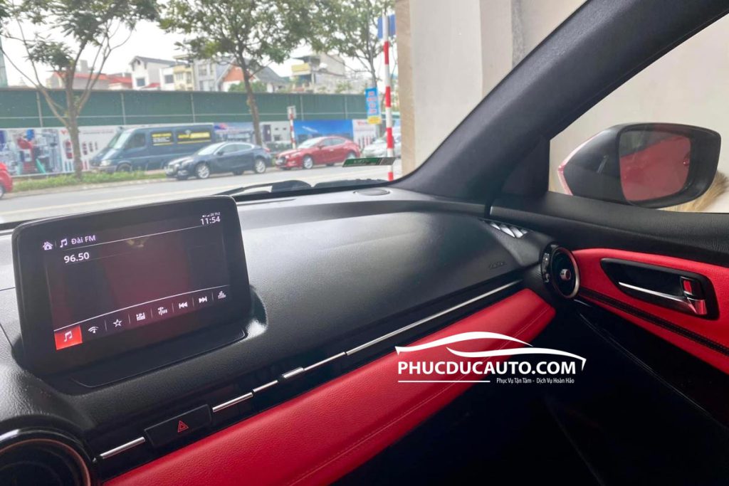 đổi_màu_nội_thất_mazda_2
