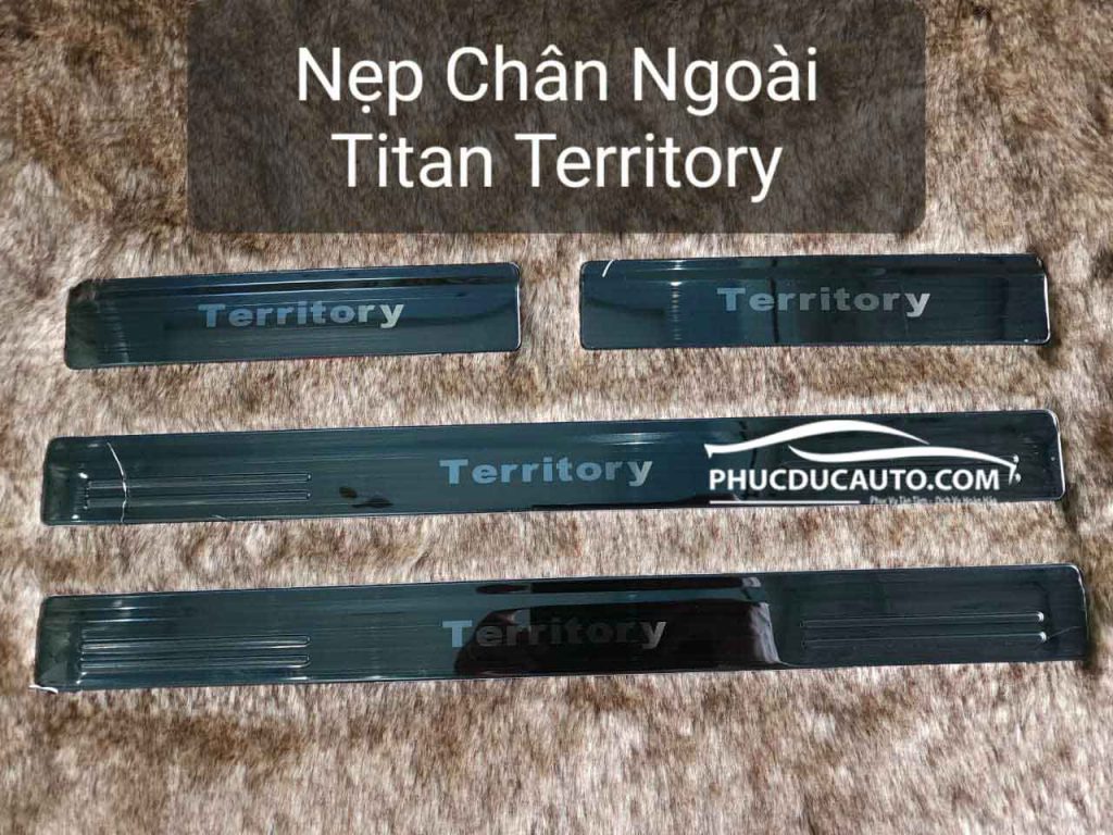 nẹp_chân_ngoài_titan_ford_territory