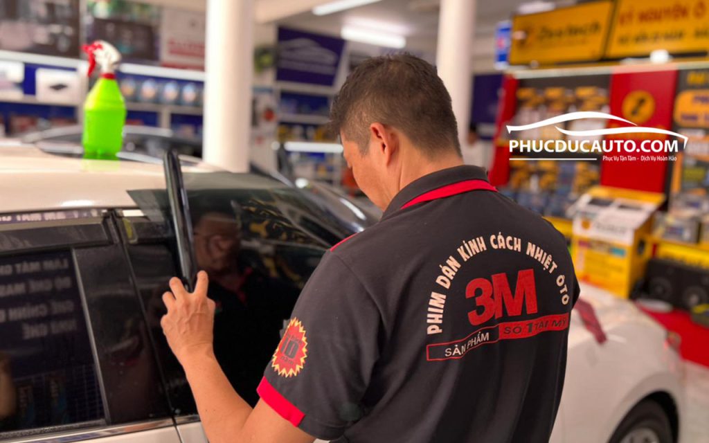 phim_kính_3m_crystalline_mazda3