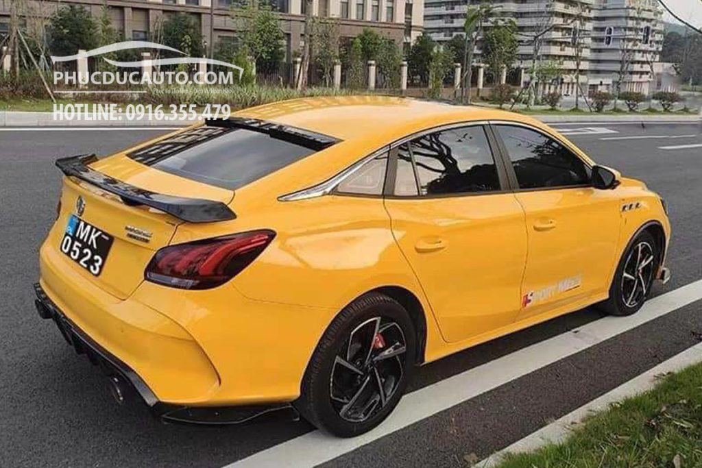 độ_đuôi_cá_thể_thao_xe_hơi