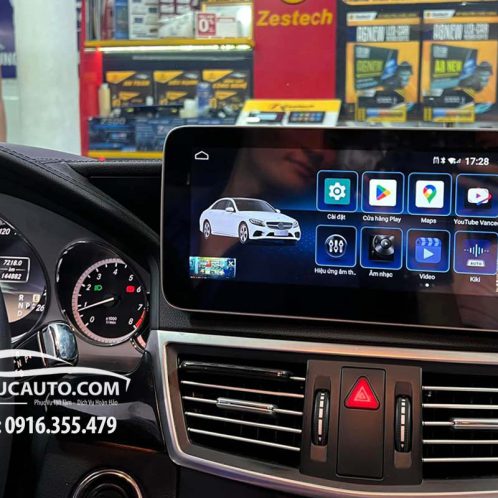 man_hinh_android_fly_mercedes