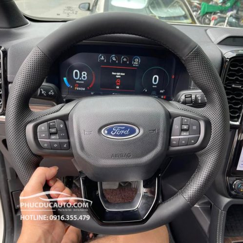khâu_da_vô_lăng_cao_cấp_ford_ranger