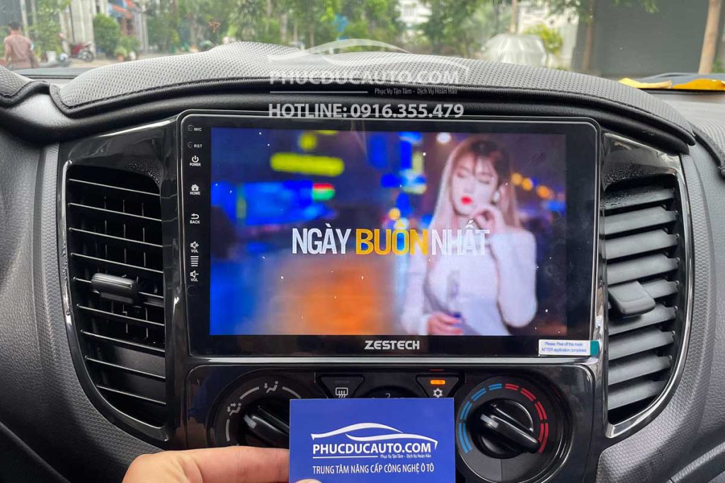 man_hinh_Z800_pro_mitsubishi_triton