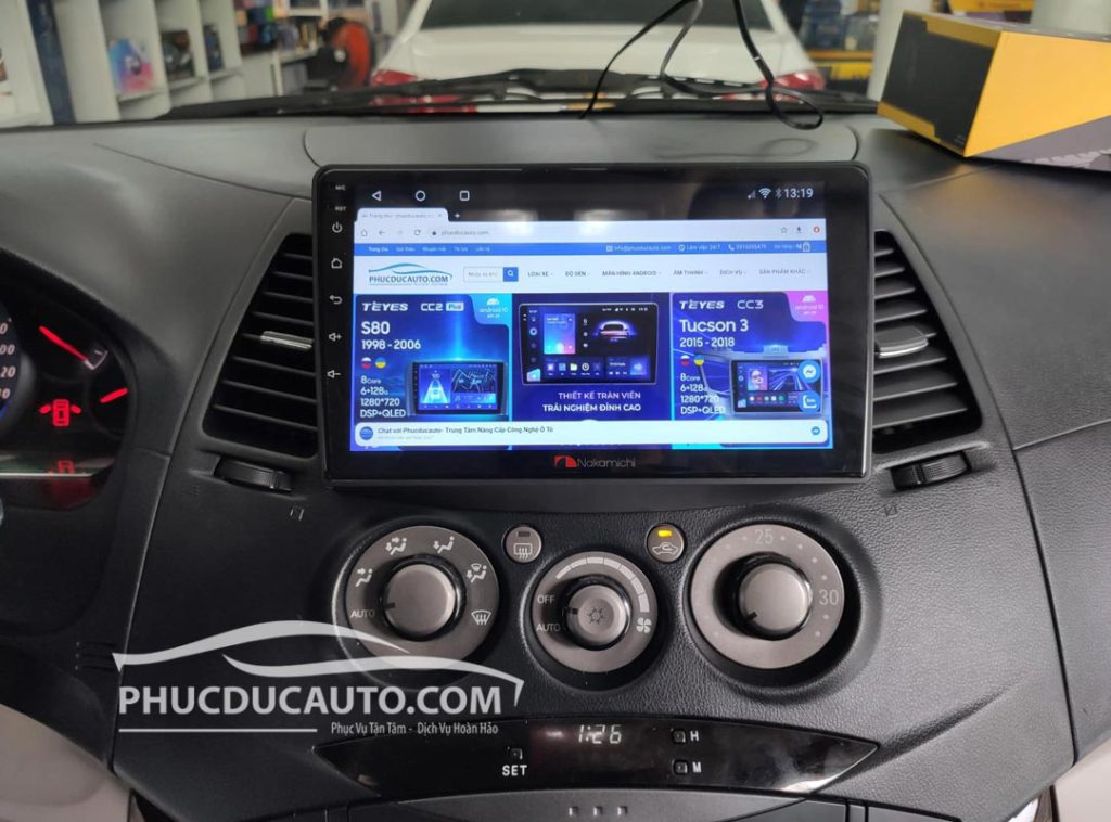 màn_hình_nakamichi_mitsubishi_grandis