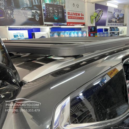 khung_để_đồ_trên_nóc_xe_pajero_sport_2023