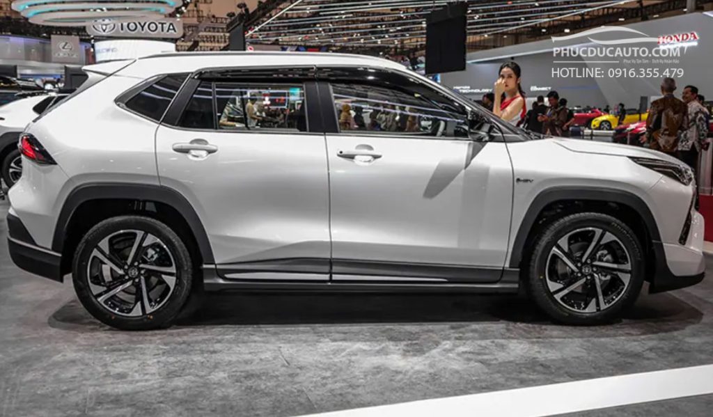 Toyota_Yaris_Cross_2023_2024