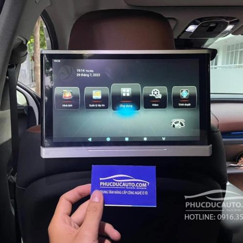màn_hình_gối_đầu_cao_cấp_cho_xe_hơi