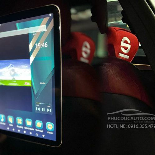 màn_hình_gối_đầu_12_inch_mercedes