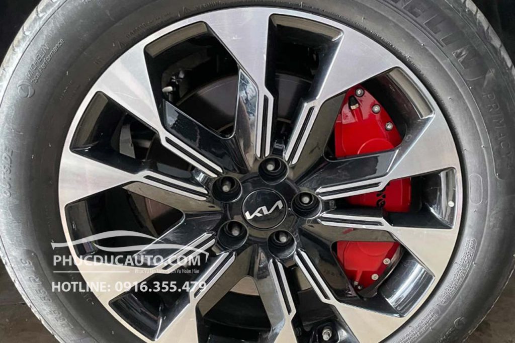 ốp_brembo_kia_carens_2023