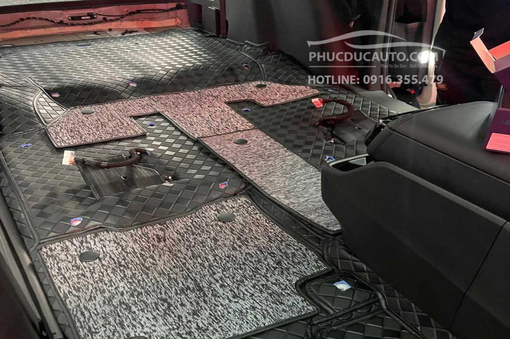 thảm_lót_sàn_8D_hyundai_custin_2023