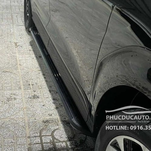 bệ_bước_chân_lên_xuống_hyundai_custin_2023