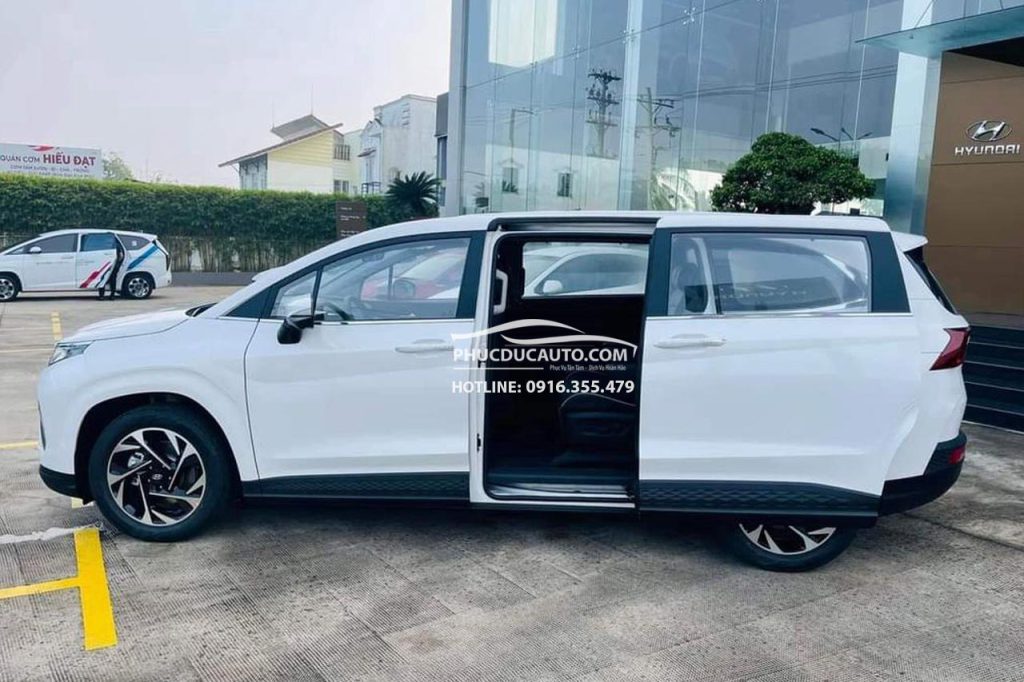 độ_cửa_hít_owin_hyundai_custin_2023