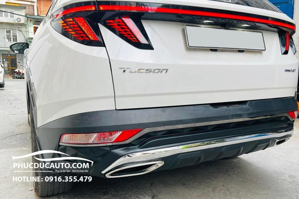ốp_cản_sau_mẫu_mercedes_hyundai_tucson