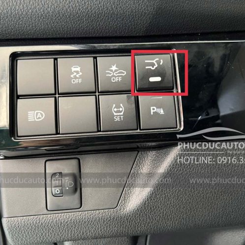 toyota-yaris-cross-độ-cốp-điện-tự-động