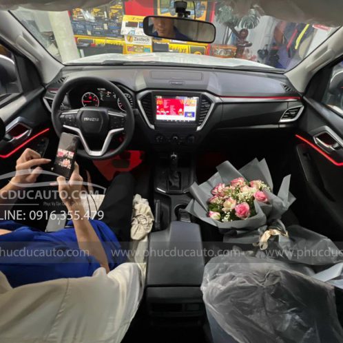 isuzu_dmax_độ_led_nội_thất