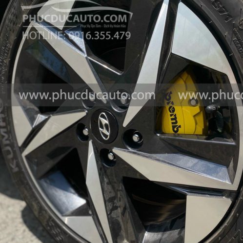 ốp_má_phanh_brembo_hyundai_elantra_2024