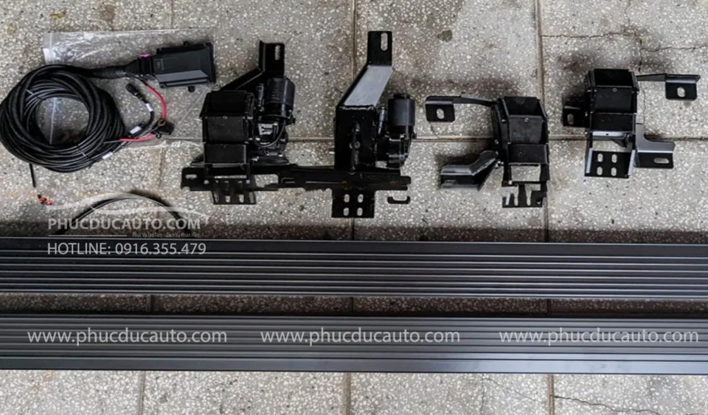 bệ_bước_có_đèn_volkswagen_viloran_2024