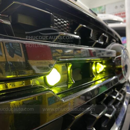 đèn_led_định_vị_zin_stormtrak_2024