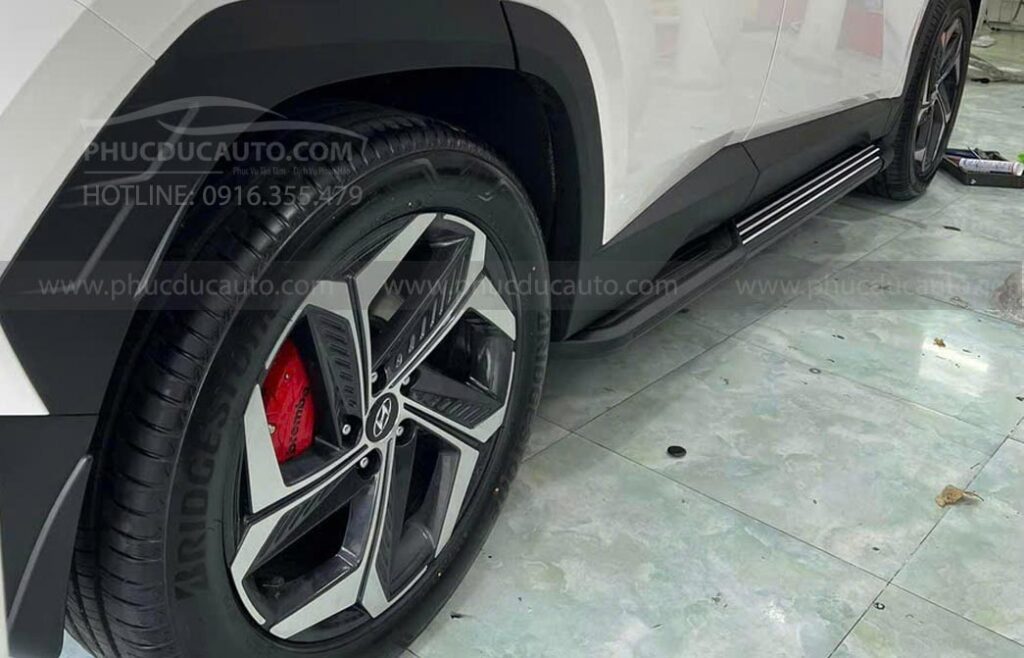 ốp_brembo_thể_thao_hyundai_custin_2025