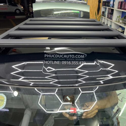 khung_để_đồ_zin_trên_nóc_xe_vinfast_vf3