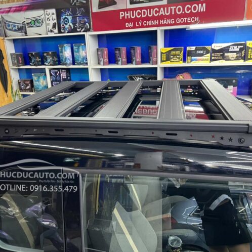 khung_để_đồ_zin_trên_nóc_xe_vinfast_vf3