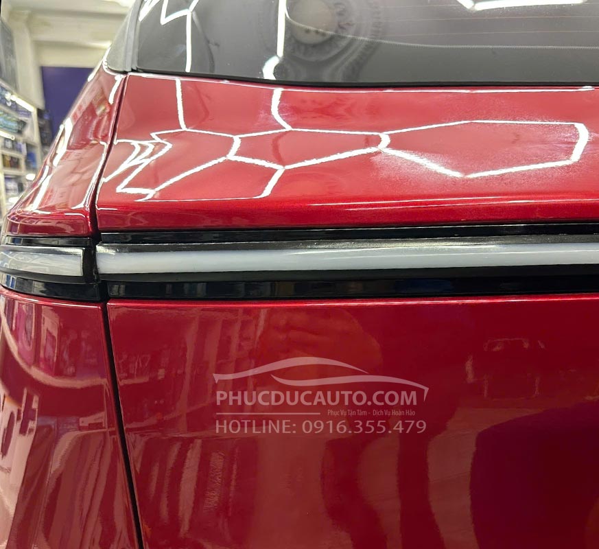 vf5_độ_đèn_led_cánh_chim_sang_trọng