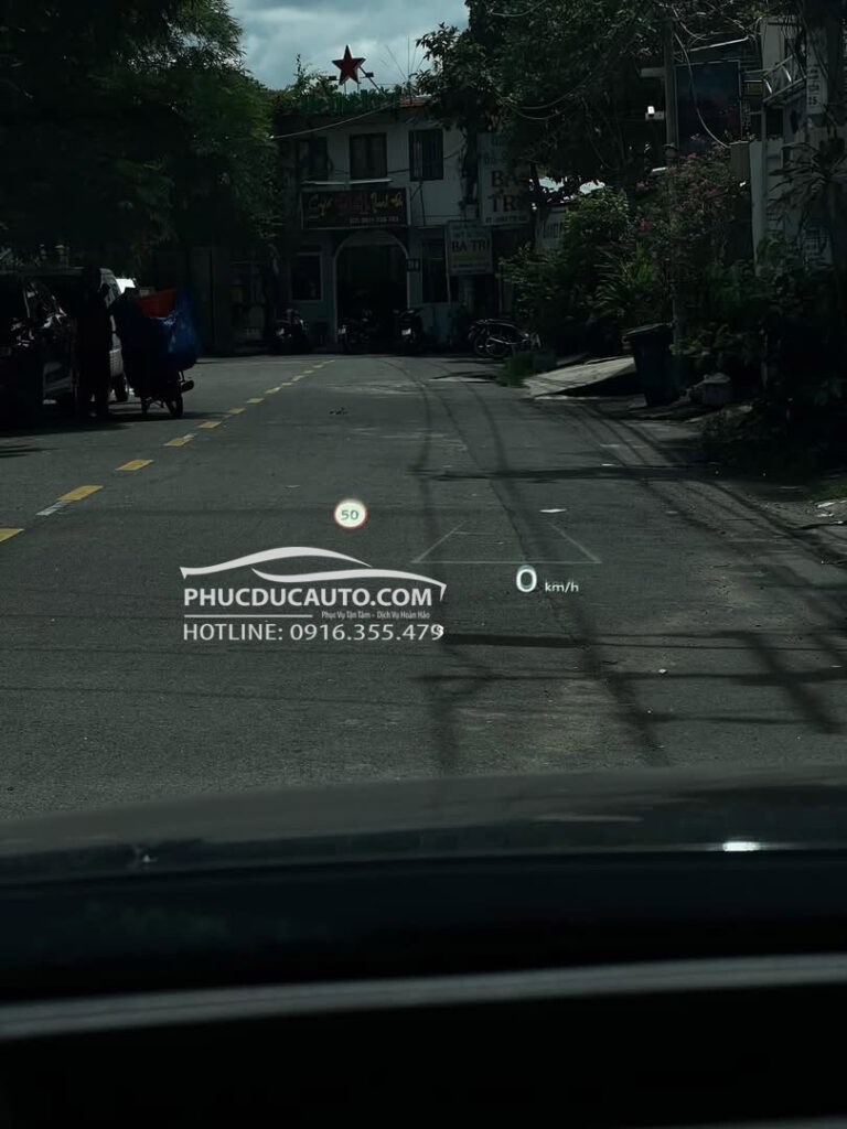 màn_hình_HUD_Tucson_2025_sắc_nét