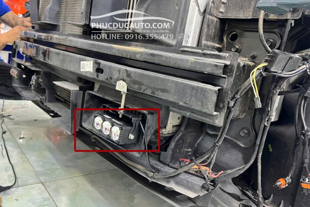 độ_đèn_trợ_sáng_cyber_3_Custin