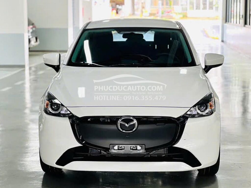 Mazda_khi_chưa_thay_ca_lăng