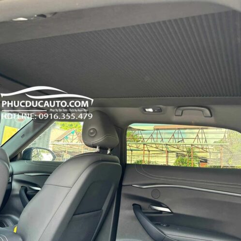 vf7_gắn_rèm_điện_chống_nóng_100%