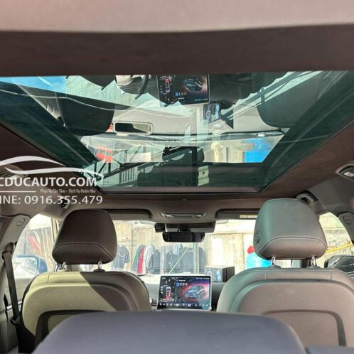 vf7_gắn_rèm_điện_chống_nóng_100%