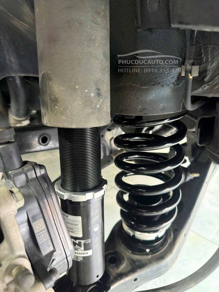 độ_phuộc_xe_hyundai_santafe_zin_cao_cấp