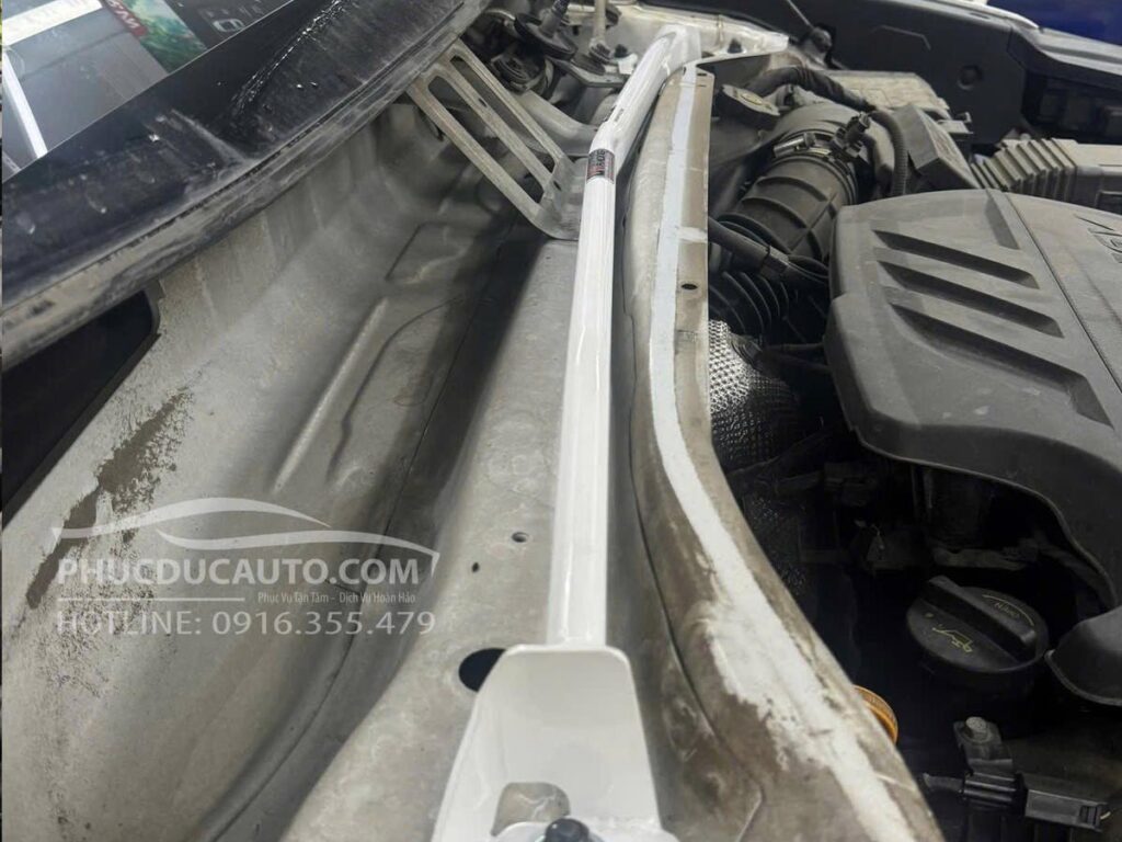 thanh_cân_bằng_ultra_racing_santafe_2025